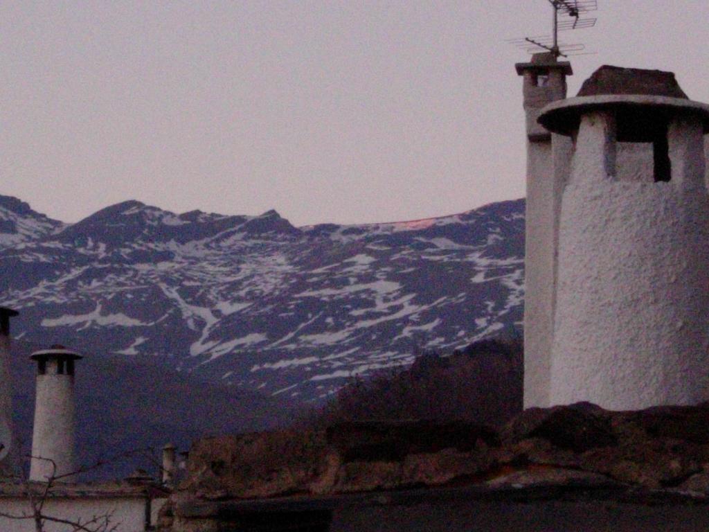 Апартаменти La Ermita Del Poqueira Бубіон Номер фото